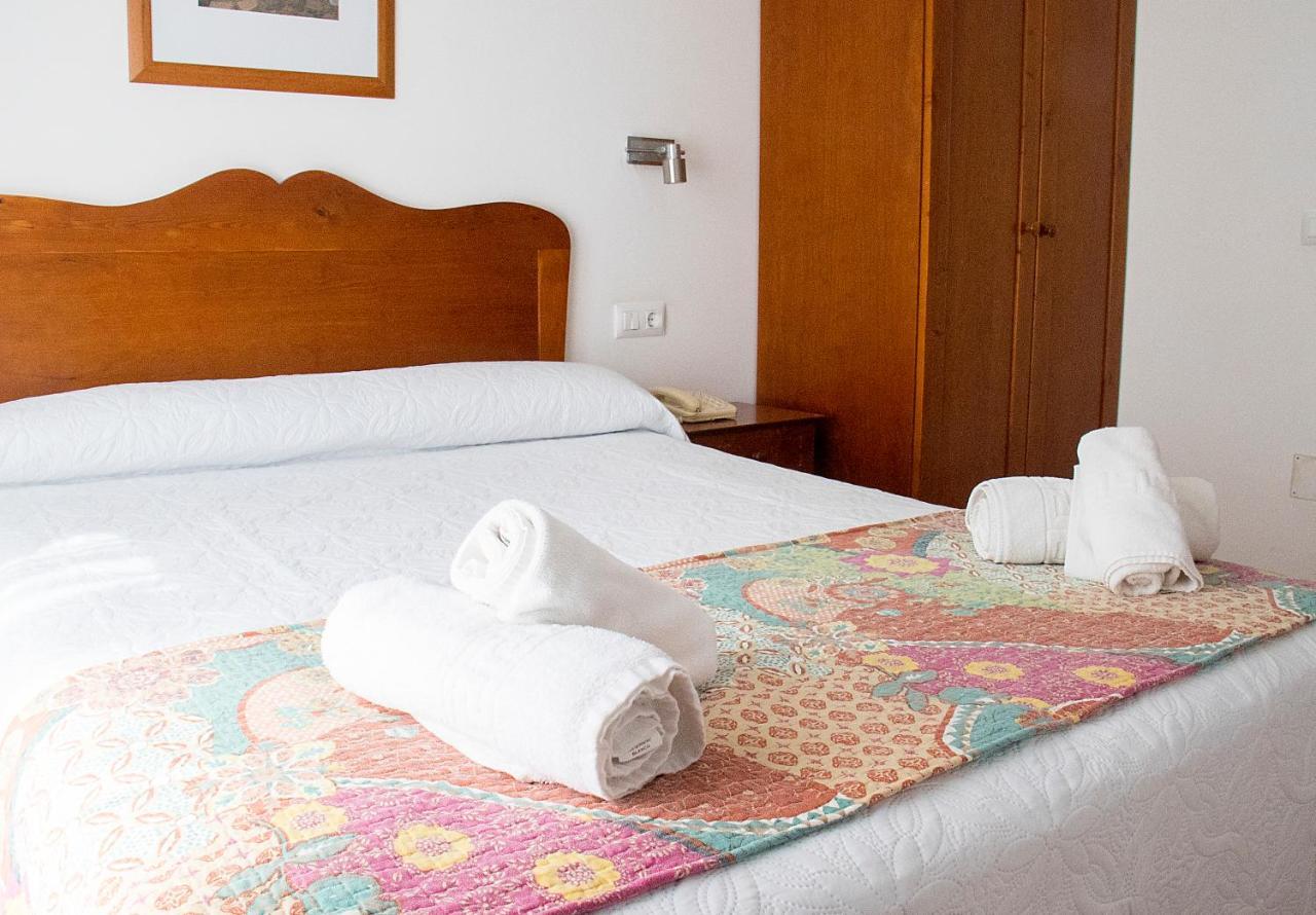 Hotel Geminis シウタデリャ エクステリア 写真
