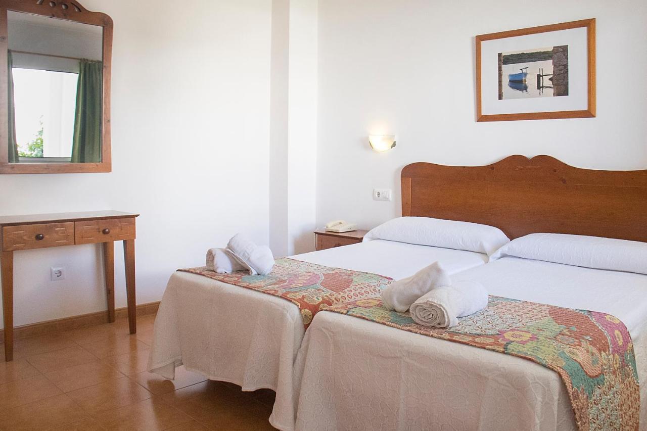Hotel Geminis シウタデリャ エクステリア 写真