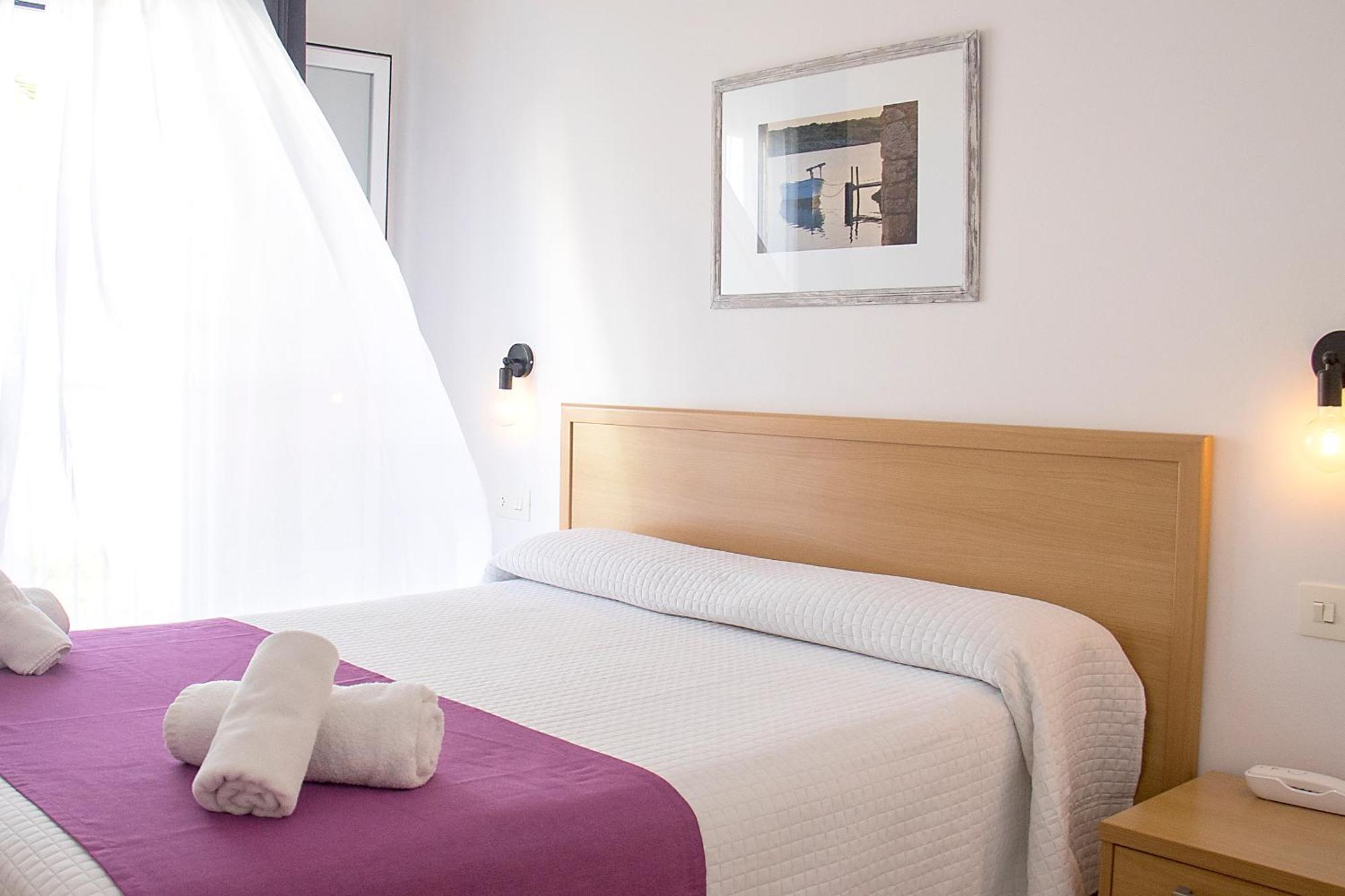 Hotel Geminis シウタデリャ エクステリア 写真